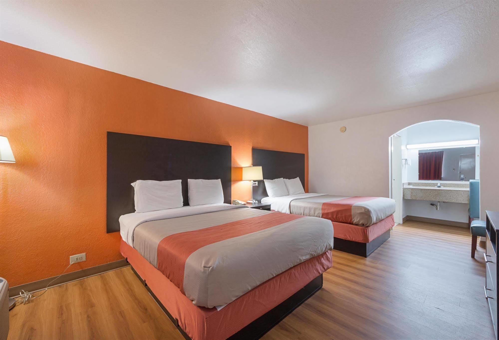 Motel 6 San Antonio Tx I10 West Ngoại thất bức ảnh